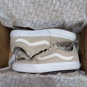 Women's 7 Vans Ward Deluxe Woven/Rainy Day White